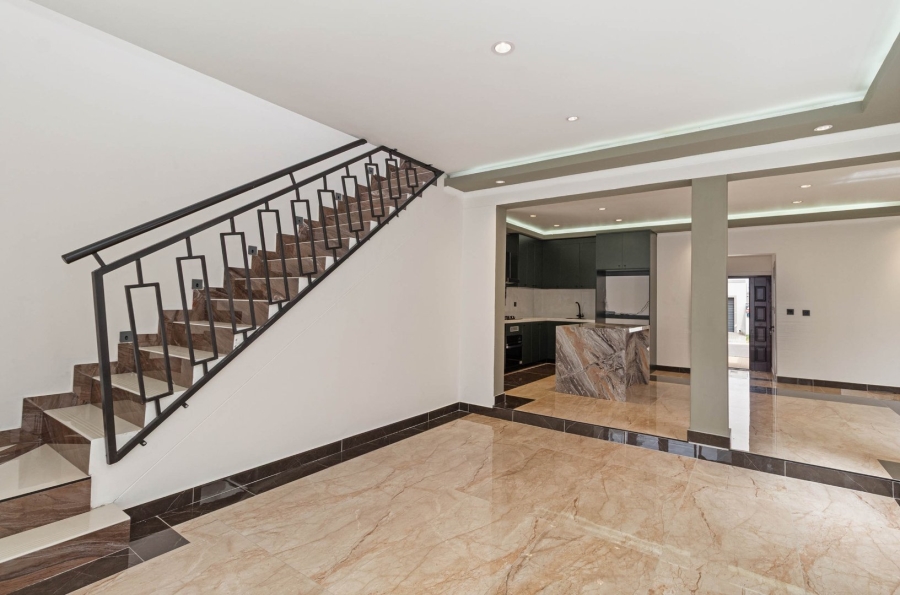 3 Bedroom Property for Sale in Sandown Western Cape